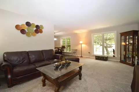 2860 Ebenezer Rd, Cincinnati, OH 45233 photo 3