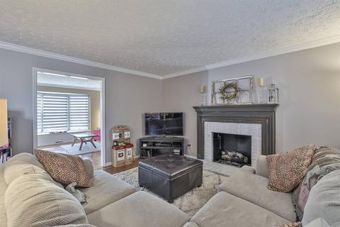 6552 Spindlewick Ln, Cincinnati, OH 45230 photo 10
