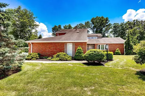 617 Shultz Dr, Hamilton, OH 45013 photo 2