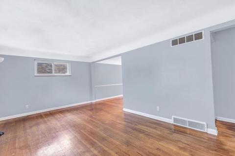 6066 Capri Dr, Cincinnati, OH 45224 photo 5