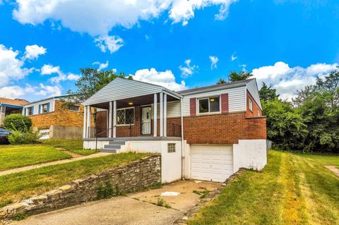 6066 Capri Dr, Cincinnati, OH 45224 photo 2