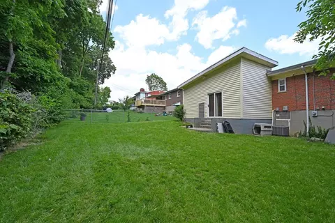 6065 Capri Dr, Cincinnati, OH 45224 photo 14