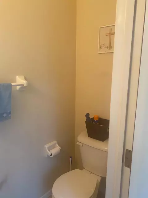 2484 Oaktree Pl, Cincinnati, OH 45238 photo 6