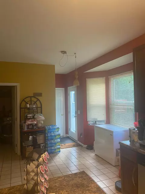 2484 Oaktree Pl, Cincinnati, OH 45238 photo 8
