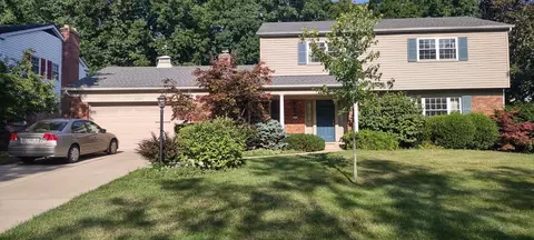 9564 Leebrook Dr, Cincinnati, OH 45231 photo 1