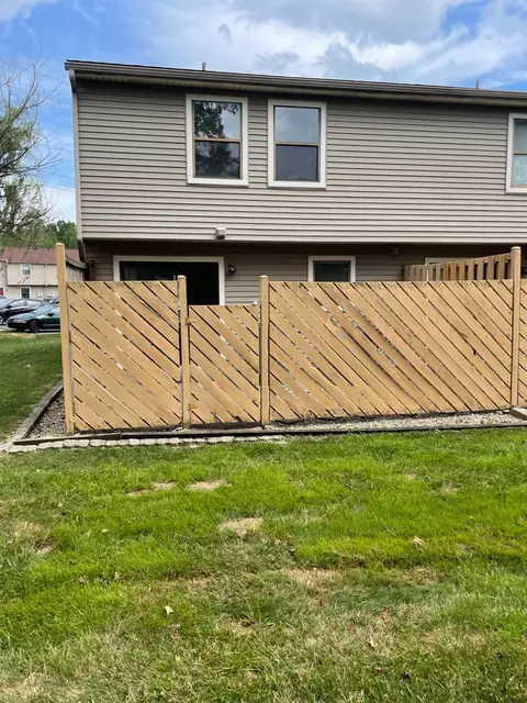 67 Apple Ln, Cincinnati, OH 45255 photo 3