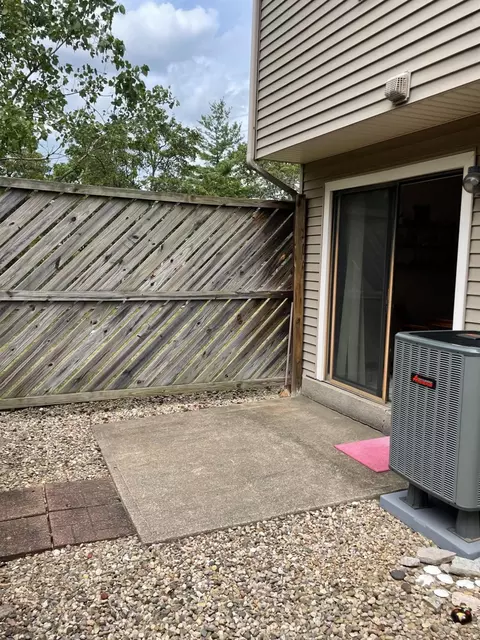 67 Apple Ln, Cincinnati, OH 45255 photo 6