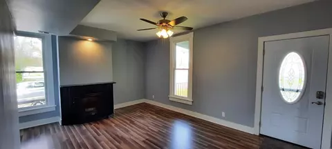 509 Cherry St, Blanchester, OH 45107 photo 3