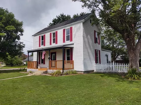 509 Cherry St, Blanchester, OH 45107 photo 2