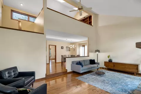 9849 Chimney Sweep Ln, Blue Ash, OH 45241 photo 8