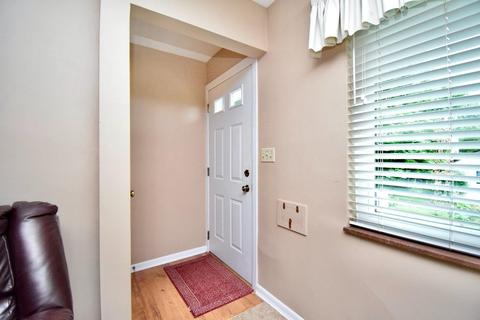 230 Howell St, Cleves, OH 45002 photo 2