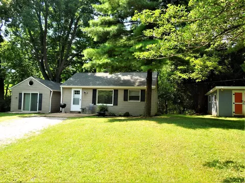 2 Maple Leaf Dr, Milford, OH 45150 photo 2