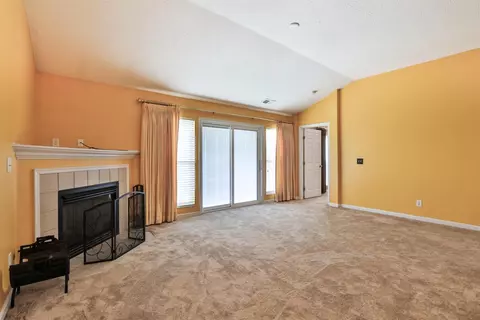 953 Crossing Pointe, Cincinnati, OH 45231 photo 4