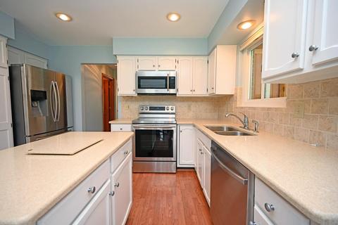 3800 Arbor Ln, Cincinnati, OH 45255 photo 8