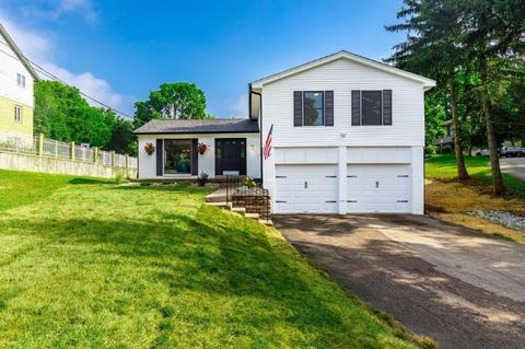 946 Devils Backbone Rd, Cincinnati, OH 45233 photo 2