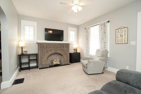6117 Bramble Ave, Cincinnati, OH 45227 photo 3