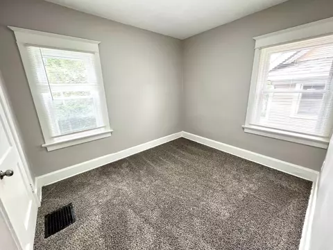 1940 Hewitt Ave, Cincinnati, OH 45207 photo 14