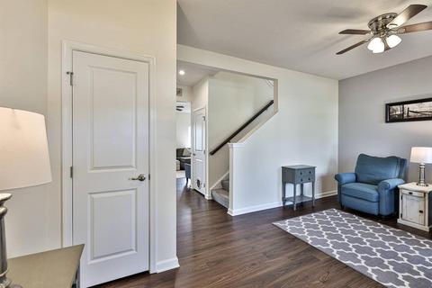 3958 Applegate Ct, Amelia, OH 45102 photo 4