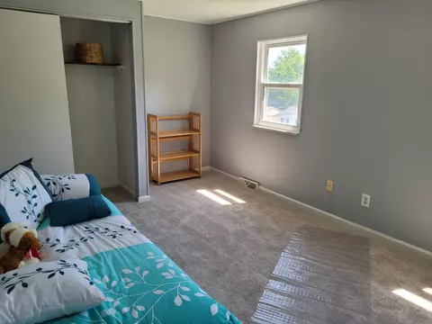 9355 Montoro Dr, Cincinnati, OH 45231 photo 11