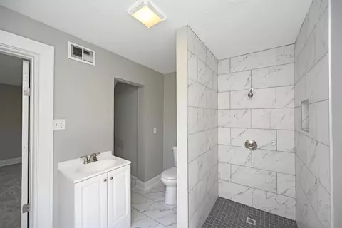 5912 Bramble Ave, Cincinnati, OH 45227 photo 17