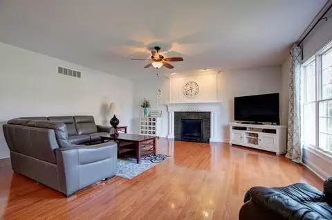 2345 Pointe Pl, Cincinnati, OH 45244 photo 13