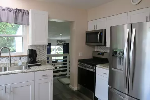 444 Kitty Ln, Cincinnati, OH 45238 photo 8