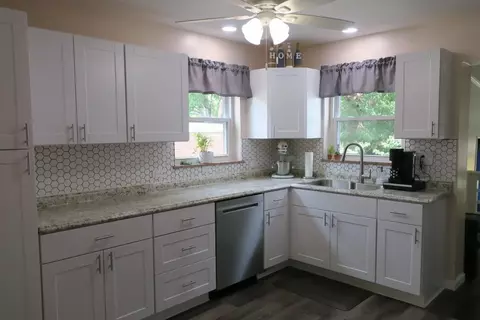444 Kitty Ln, Cincinnati, OH 45238 photo 7