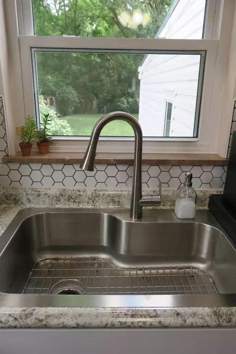 444 Kitty Ln, Cincinnati, OH 45238 photo 9
