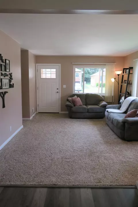 444 Kitty Ln, Cincinnati, OH 45238 photo 25