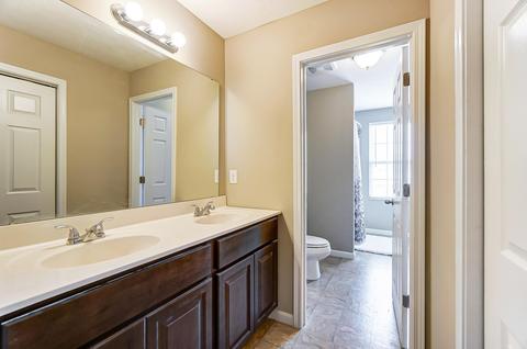 819 Hocking Meadow Cir, Monroe, OH 45050 photo 25