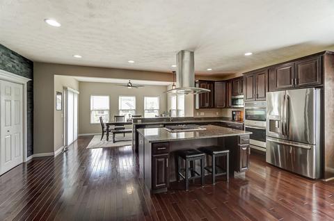 819 Hocking Meadow Cir, Monroe, OH 45050 photo 6