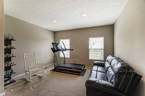 819 Hocking Meadow Cir, Monroe, OH 45050 photo 12