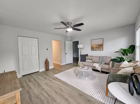 5462 Ehrling Rd, Cincinnati, OH 45227 photo 3