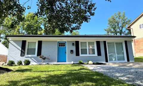 5462 Ehrling Rd, Cincinnati, OH 45227 photo 1