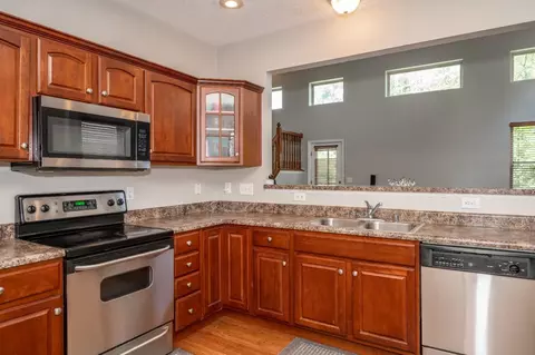 2424 Oaktree Pl, Cincinnati, OH 45238 photo 12