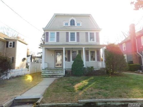 2407 Aquarius Dr, Cincinnati, OH 45231 photo 1