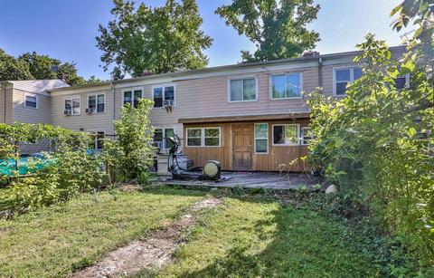 13 Chalmers Ct, Greenhills, OH 45218 photo 16