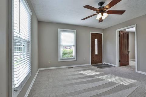509 Spring St, Williamsburg, OH 45176 photo 3