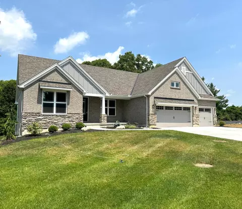 7373 Nickey Ct, Hamilton, OH 45011