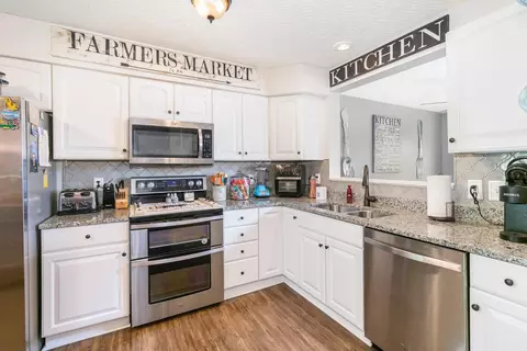 5745 Summit View Ct, Cincinnati, OH 45247 photo 7