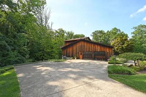 583 Rollingrock Ln, Cincinnati, OH 45255 photo 47