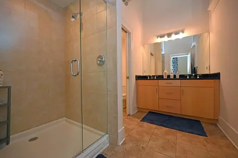 417 Vine St #403, Cincinnati, OH 45202 photo 17