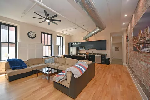417 Vine St #403, Cincinnati, OH 45202 photo 8