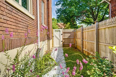 443 Warren Ave, Cincinnati, OH 45220 photo 38