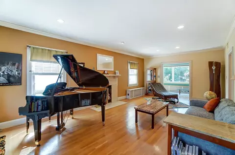 443 Warren Ave, Cincinnati, OH 45220 photo 6