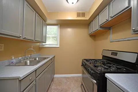 4160 Eastern Ave, Cincinnati, OH 45226 photo 12