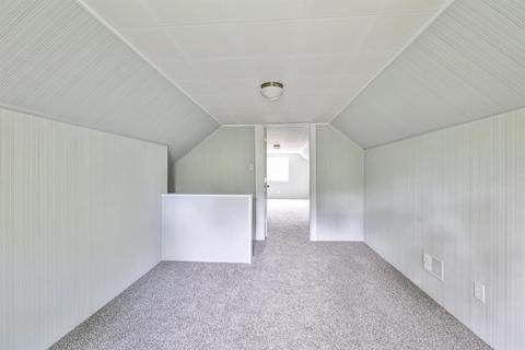 3130 Pershing Ct, Cincinnati, OH 45211 photo 13