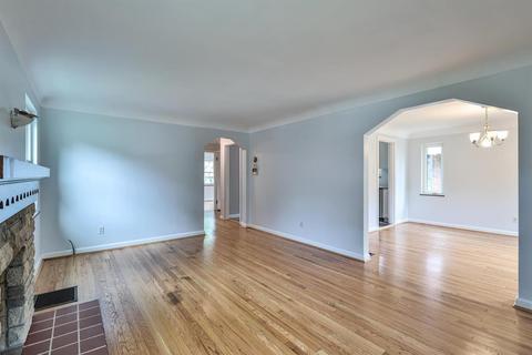 3130 Pershing Ct, Cincinnati, OH 45211 photo 6