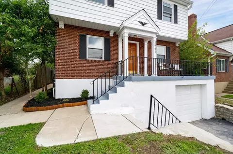 2942 Mapleleaf Ave, Cincinnati, OH 45212 photo 3