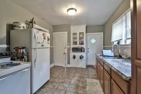 3934 Vine St, Cincinnati, OH 45217 photo 9